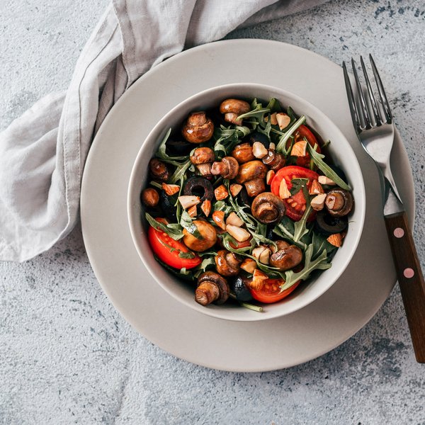 Quels sont les secrets pour cultiver des champignons comestibles à la maison ?